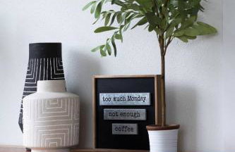 Stylish Modern Farmhouse wYard 10 mins from DT - Foto 15