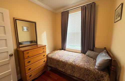 Gorgeous Beautiful House 4BR with Parking - Foto 15