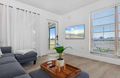 Nestled in North Port - Foto 18