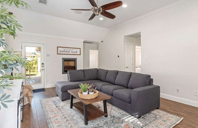 Home Pool 15 Minutes from DFW Airport - Foto 11