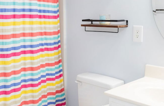 Stately Stradford Home Masters Rental - Foto 29