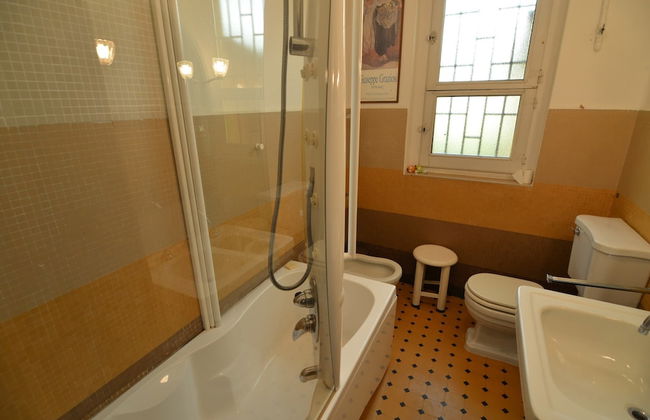 Elegant Holiday Home in Faenza With Garden and Pool - Photo 52