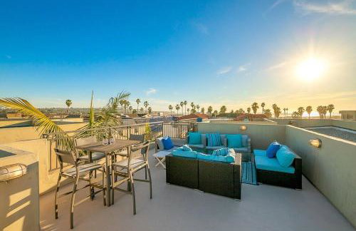 Stunning South Mission Home with Private Rooftop & Ocean Views! - Foto 23