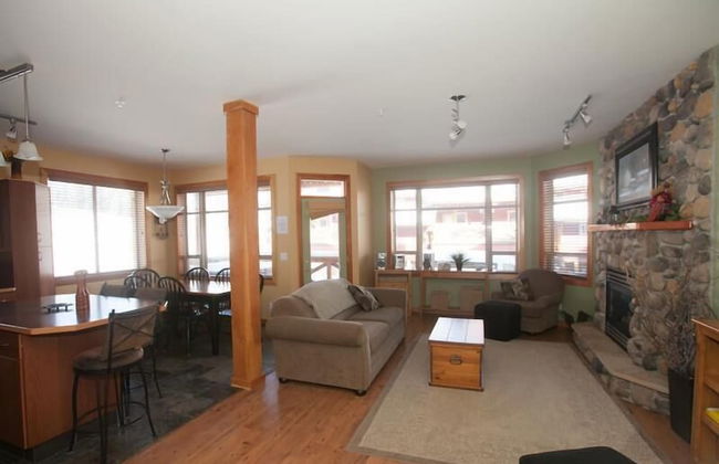 Keremeos Creek Crossing by Apex Accommo - Photo 1