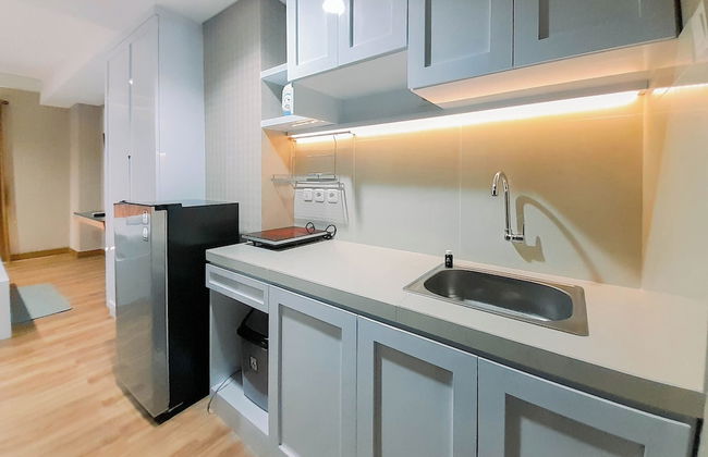 Great Deal And Homey Studio Room Patraland Amarta Apartment - Foto 6