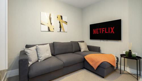 WHome Lisbon's Best Kept Secret: 2-Bed w/AC & Patio - Foto 2