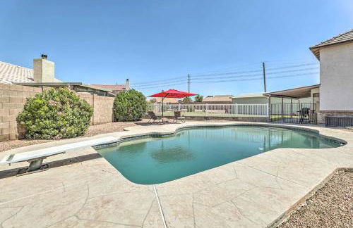 2 Mi to Dtwn Gilbert! Snowbird Escape with Pool - Foto 21