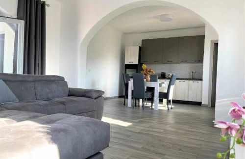 Casa Rina, in centro a Malfa - Foto 12