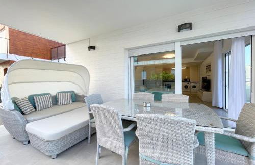 Perfect Getaway Villa - Photo 16