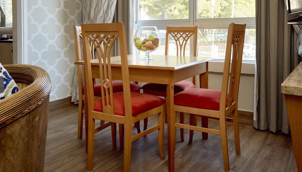 First Group Mount Sierra - Photo 5, Restauration dans la chambre