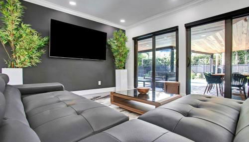 Coral Lane by Rove Travel - Home with Pool & BBQ - Foto 2