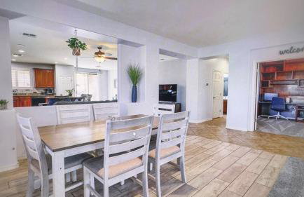 Pet friendly 3br 2ba Private optional heated Pool BBQ grill Golf Clubs close to park - Foto 18