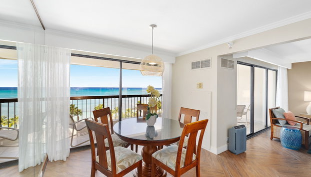 Waikiki Beach Tower - Foto 3, Servicio de comidas en la habitación