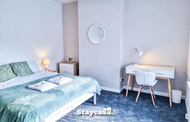 White Cozy House With Pool Table Game Room - Photo 46