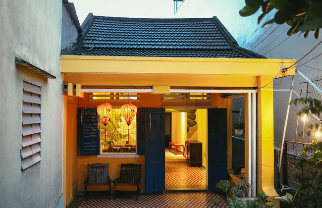 Herb's House - Photo 1