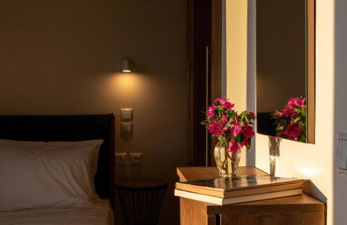 A V Luxury Apartments with Private Pools - Photo 18