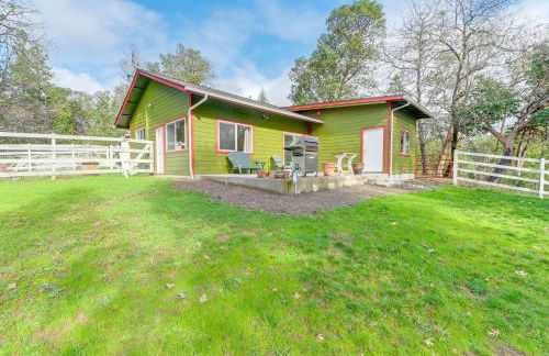 Charming Grants Pass Cottage with Patio and Gas Grill! - Foto 22