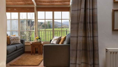 PLAS IWRWG GRANARY - Stunning Barn Conversion based in North Wales - Foto 5