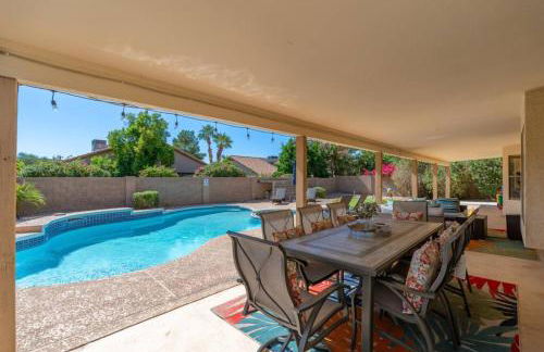 Luxury Scottsdale Retreat Heated Pool and Mini Golf - Foto 34