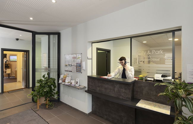 KOSY Appart'Hôtels Troyes - City & Park - Photo 3