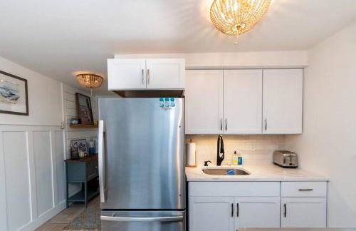 Two Cottages w/ Patios - Close to Beach - Foto 7