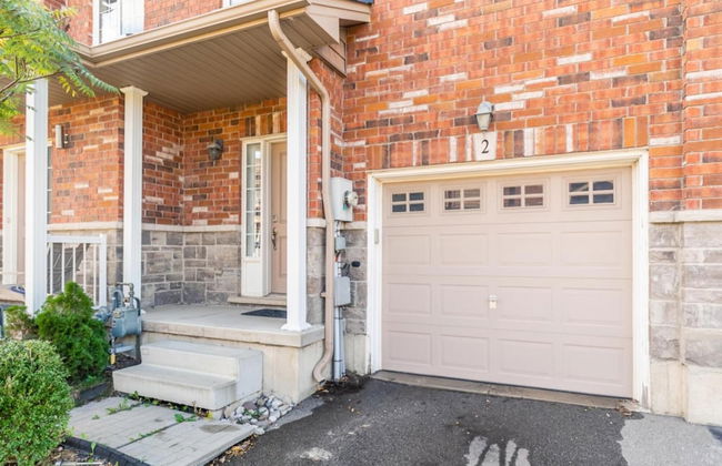 Luxury 3BR 2 5BA Townhome Private HOT TUB GYM BBQ Sauna - Foto 1