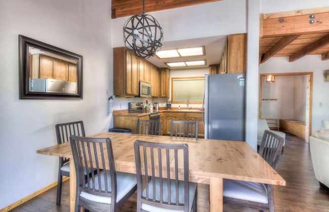 Northwoods Hangout Near Tahoe Donner - Foto 25