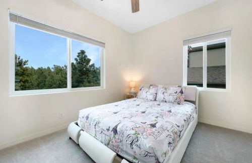 Tiny Timber Tree Home NEW - Foto 28