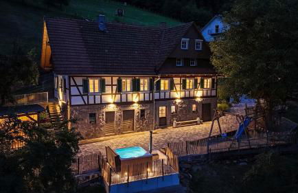 Ferienhaus Ottenhöfen - Sauna | Hot Tub - Foto 1