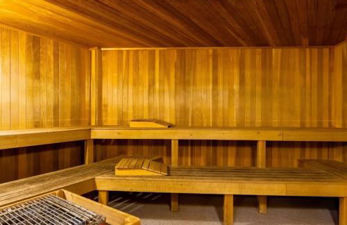 Lux Stay USA Ballhooter Vista Ski-InOut Hot Tub - Foto 35