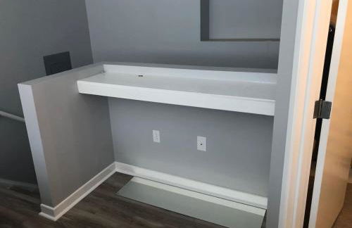 Cozy Downtown Modern Condo in the Heart of it all - Foto 11