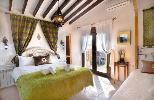 Casa Madre Tierra con jacuzzi piscina zona de barbacoa y preciosas vistas - Foto 40