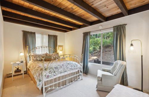 Warm and Cozy Mountain and Lake View Haven cottage - Foto 4