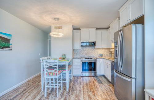 Bella Vista: Marshfront Condo 1 Block To The Beach. Pool & Hot Tub-1st Floor - Photo 29