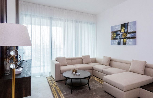 Stylish 1BR Apartment in Al Barsha Dubai - Photo 19