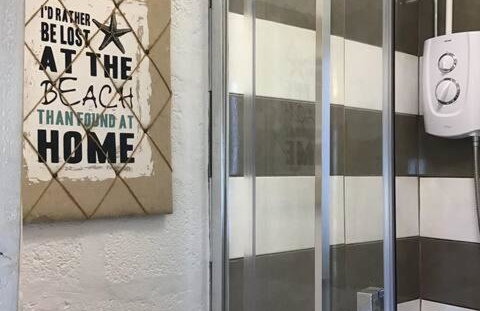 Small self contained room - Foto 18