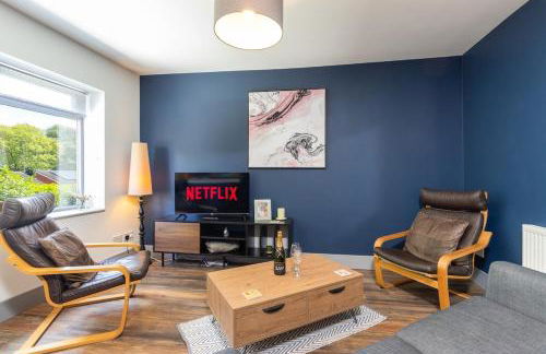 2BR Flat, Free Parking, WiFi, Smart TV - Foto 15