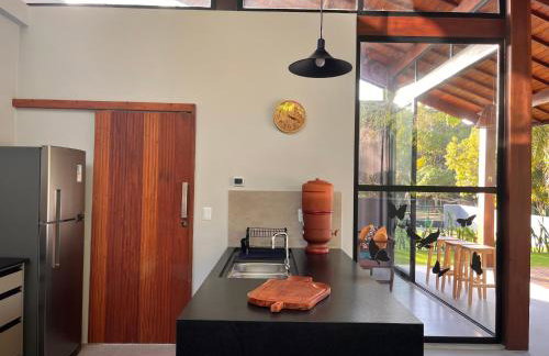 Chalé Litoral Norte - em condomínio de praia - Foto 8