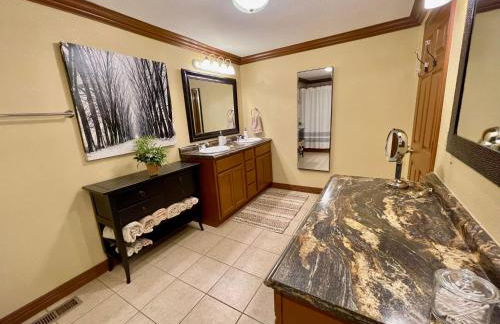 Lake View Twin Homes, Spacious Decks & Kitchens - Foto 32