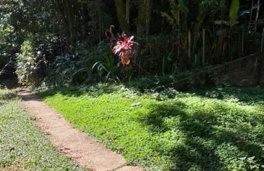 Casa charmosa em condomínio arborizado - Foto 33