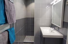 L'Ecrin de Saint Genest Lerpt - Belle vue et Calme - Foto 7