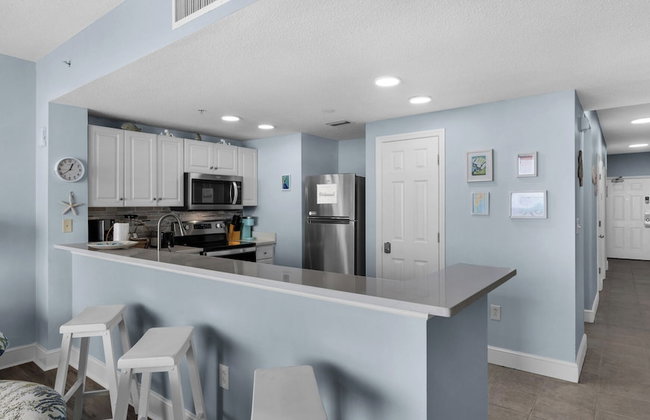 Majestic 1-1306! Gulf front 1bedroom, Pool,Hot Tubs,Tennis - Photo 23