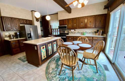 The River's Echo-Historic River House-4 Bedrooms, 6 Beds, 10 Guests - Photo 16