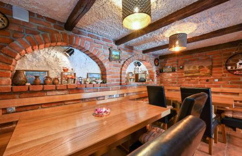 3 Bedroom Amazing Home In Lepoglava - Foto 7