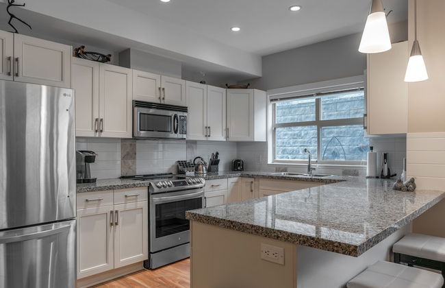 Fabulous Condo at Five Star Resort #209 - Photo 7