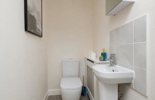 4 Bedroom Detached House - Foto 16