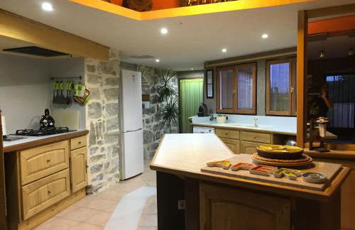 Mas de Guilhaumon côté hameau - Foto 10