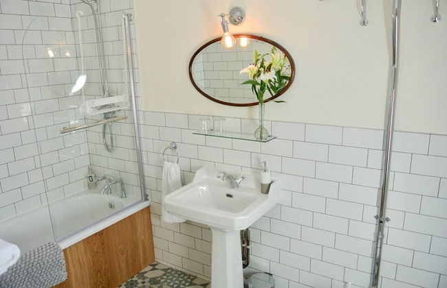 Nest Holiday Hideaway Dove Barn Amazing Location! - Photo 11