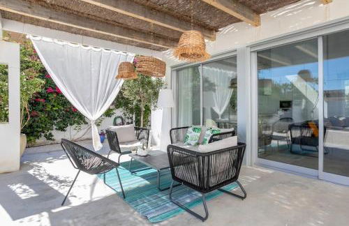 Villa Paloma with private pool, located 350m to the sea and tram station! - Photo 7