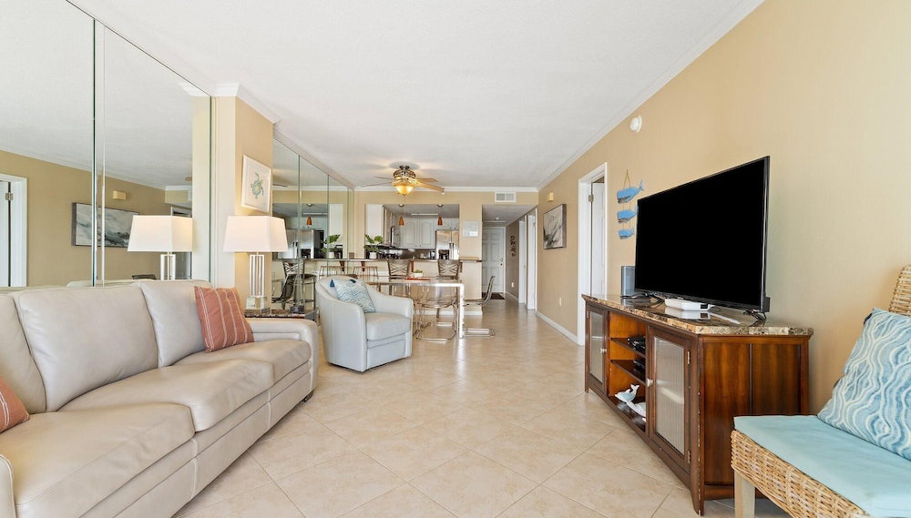 Ocean Breeze East 703 - Foto 1, Imagen principal